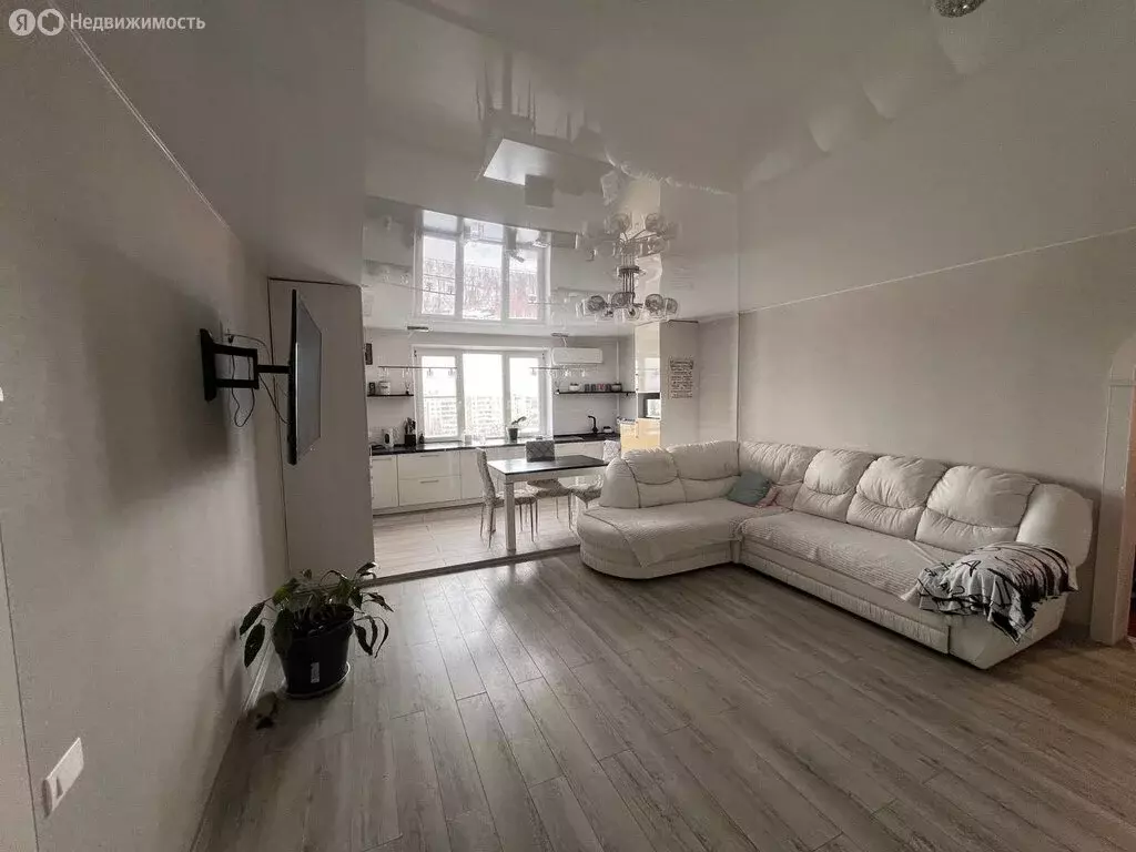 4-комнатная квартира: Челябинск, Комсомольский проспект, 60А (96.5 м) - Фото 1