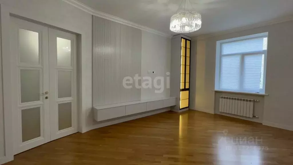 4-к кв. Карачаево-Черкесия, Черкесск ул. Космонавтов, 32А (138.5 м) - Фото 0