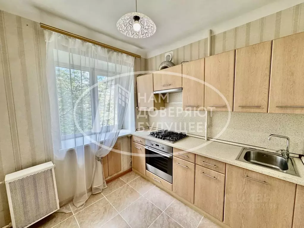 3-к кв. Пермский край, Пермь ул. Крисанова, 20А (56.3 м) - Фото 0