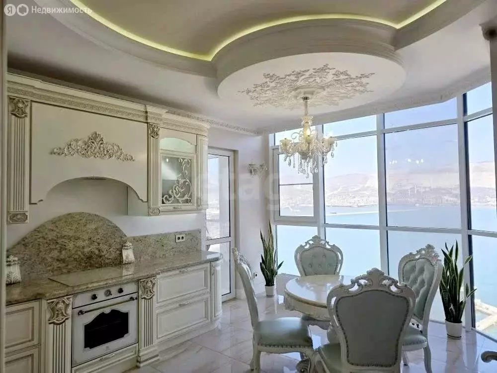 3-комнатная квартира: Новороссийск, набережная Адмирала Серебрякова, ... - Фото 2