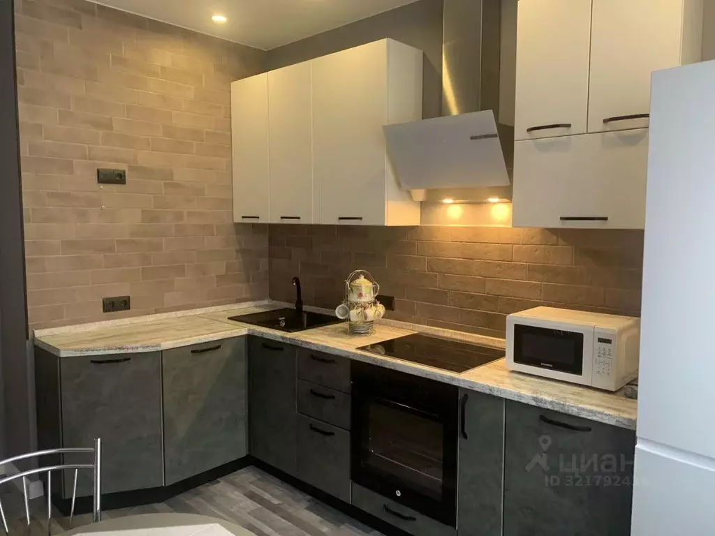 1-к кв. Брянская область, Брянск Степная ул., 2Б (38.0 м) - Фото 1