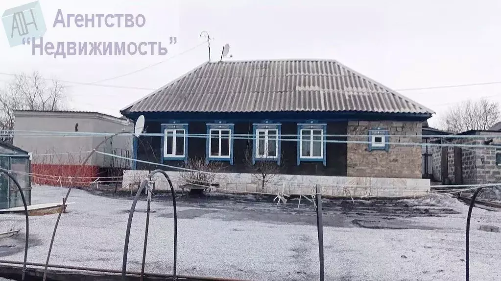 Дом в Кемеровская область, Ленинск-Кузнецкий ул. Чекалина (67 м) - Фото 0