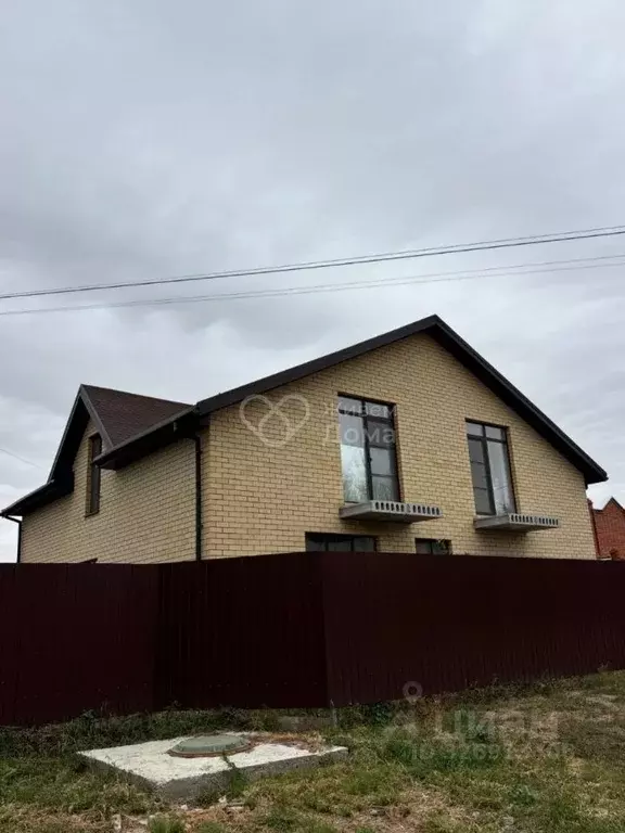 Дом в Волгоградская область, Волгоград Баргузинская ул. (189 м) - Фото 1