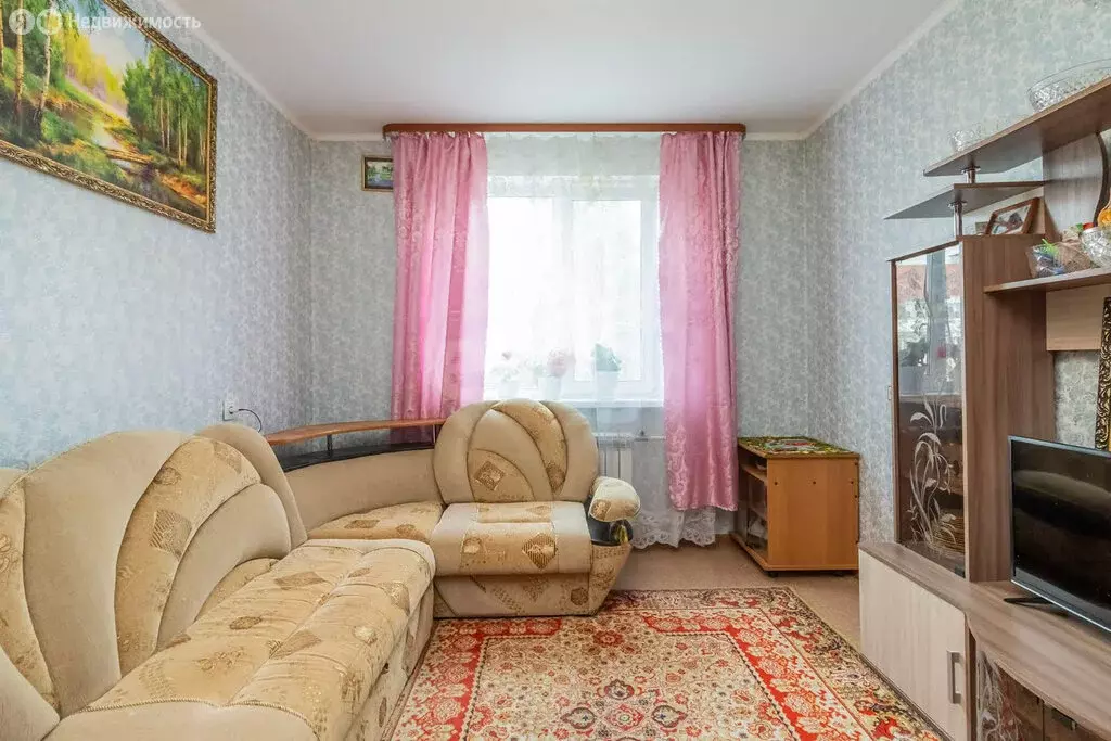 2-комнатная квартира: Тюмень, улица Домостроителей, 16 (52 м) - Фото 1
