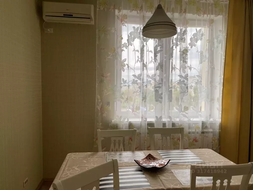 2-к кв. Оренбургская область, Оренбург ул. Маршала Жукова, 3 (94.0 м) - Фото 1