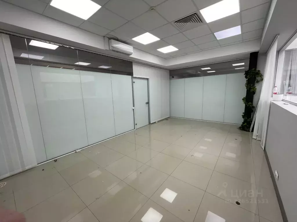 Офис в Краснодарский край, Новороссийск ул. Мира, 1М (28 м) - Фото 2