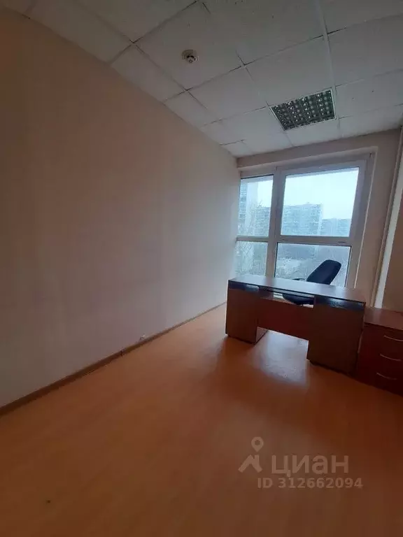 Офис в Москва ул. Искры, 31к1 (10 м) - Фото 1