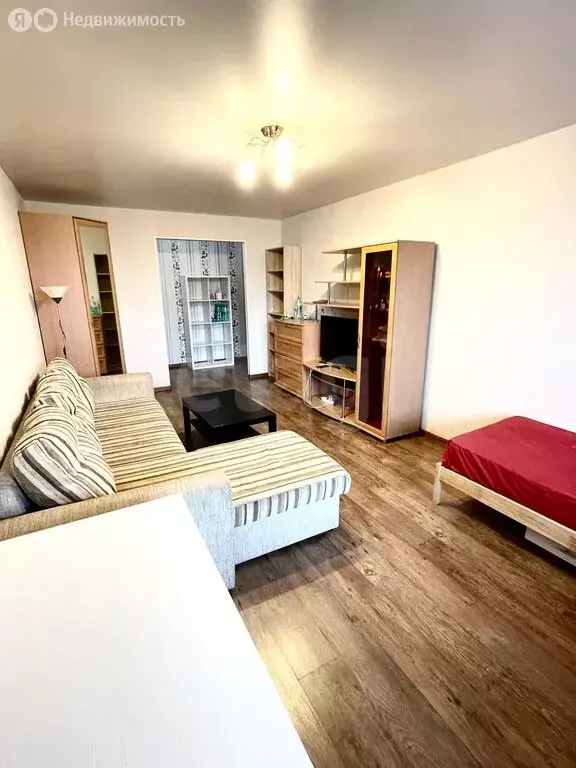 1-комнатная квартира: Ижевск, Промышленная улица, 31 (48.1 м) - Фото 2