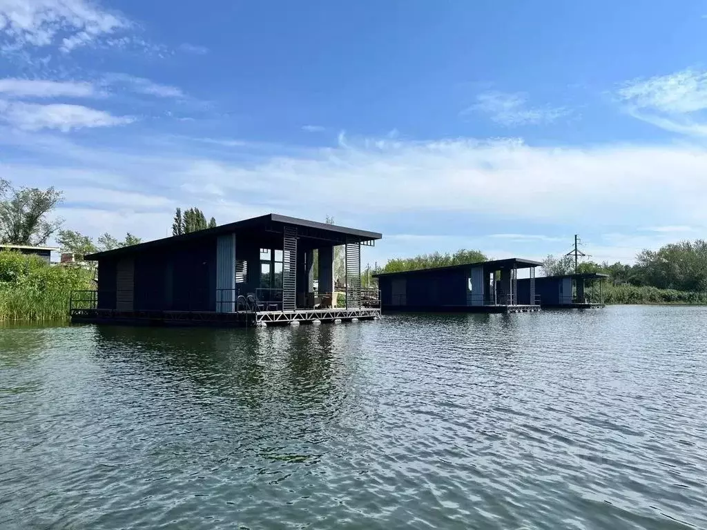 Дом в Саратовская область, Энгельсский район, Красноярское ... - Фото 1