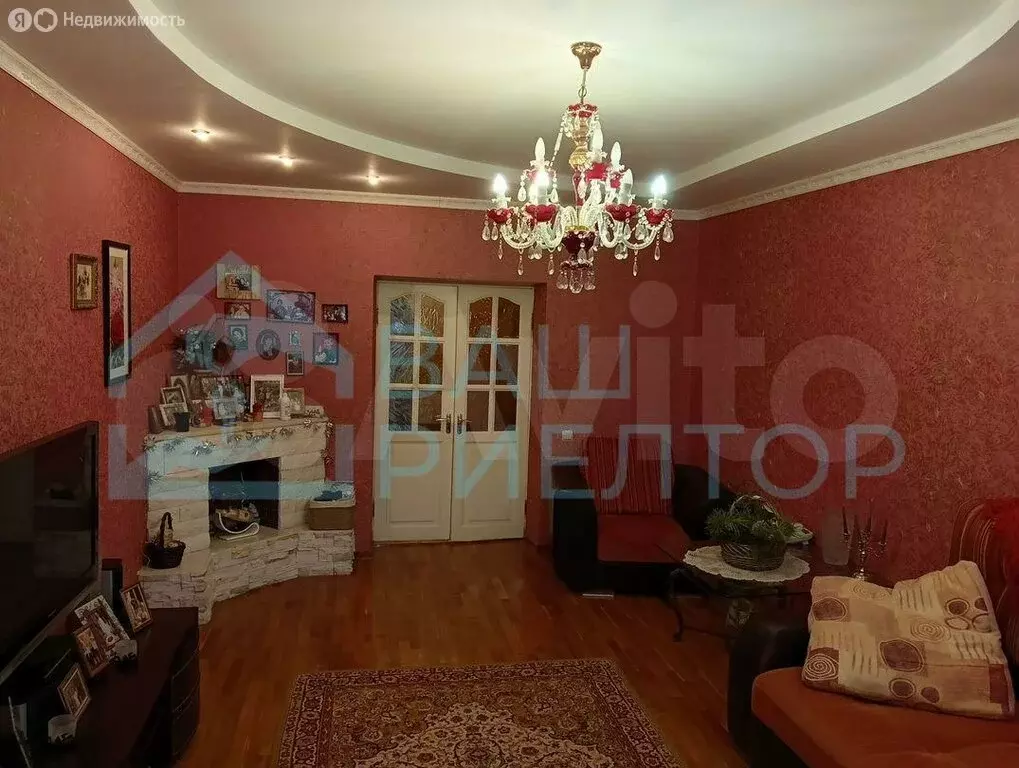 4-комнатная квартира: Балабаново, улица 1 Мая, 10 (111.6 м) - Фото 1