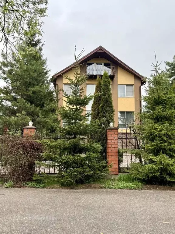 Дом в Москва д. Десна, ул. Набережная, 4 (350 м) - Фото 2