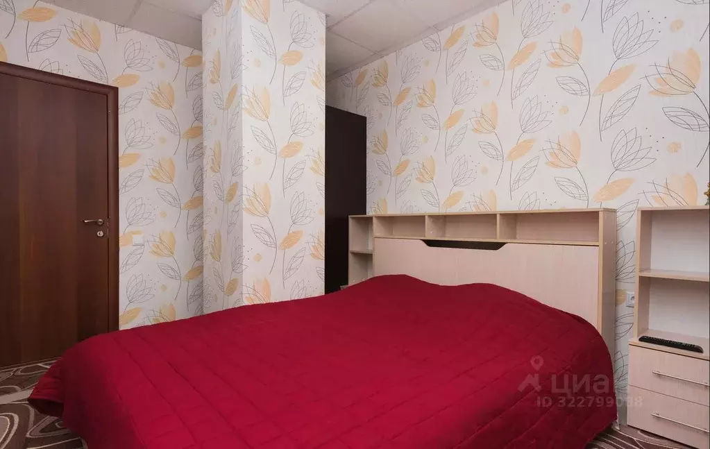 Комната Свердловская область, Екатеринбург ул. Бабушкина, 23 (15.0 м) - Фото 1