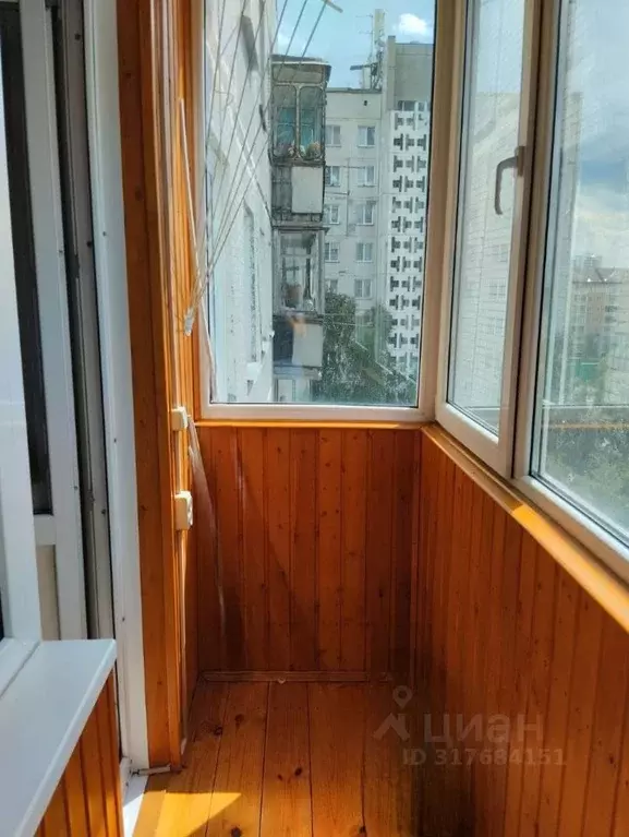 2-к кв. Новосибирская область, Новосибирск Широкая ул., 127 (43.8 м) - Фото 0