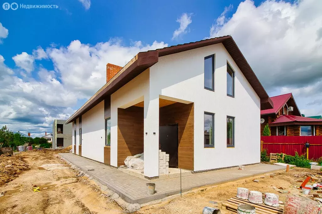 Дом в село Богослово, Молодёжная улица, 13Б (232 м) - Фото 1