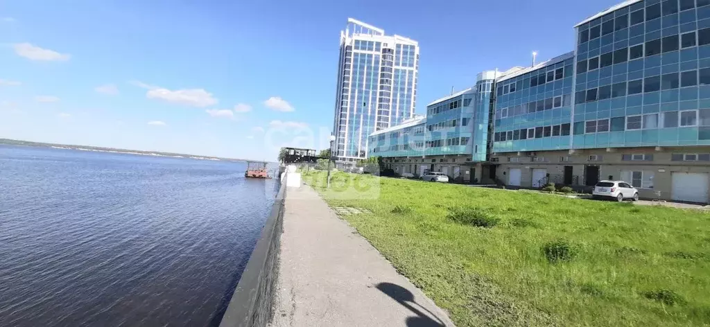 Свободной планировки кв. Чувашия, Чебоксары пл. Речников, 9 (80.0 м) - Фото 0