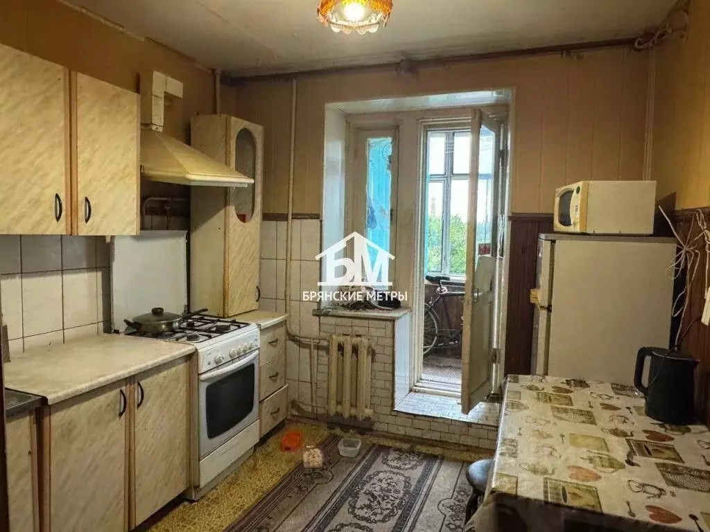 2-к кв. Брянская область, Брянск ул. Дзержинского, 40А (46.5 м) - Фото 0