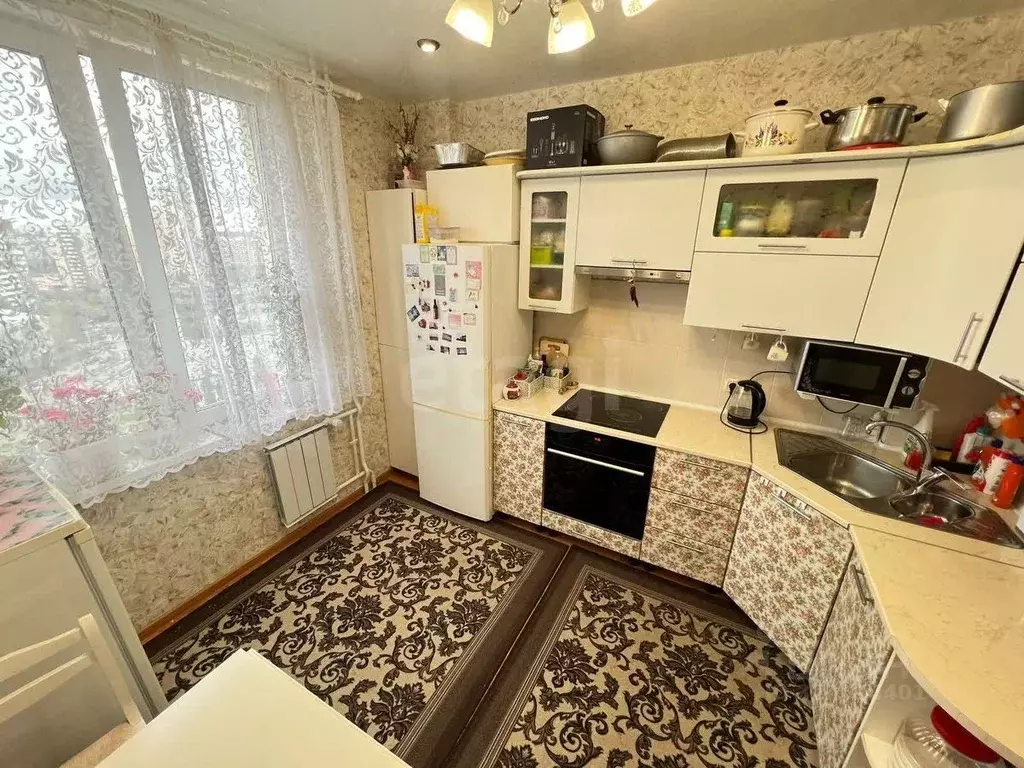 2-к кв. Свердловская область, Екатеринбург ул. 8 Марта, 194 (63.9 м) - Фото 1