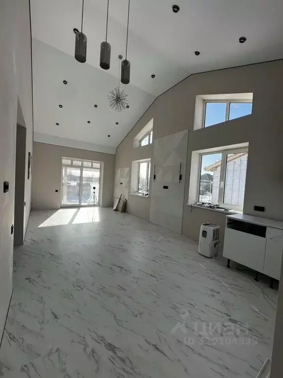 Дом в Ленинградская область, Волосовский район, Клопицкое с/пос, д. ... - Фото 1