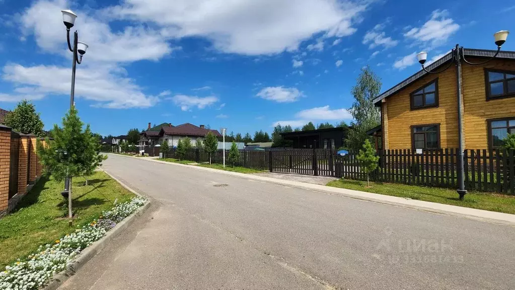 Участок в Московская область, Дмитровский муниципальный округ, ... - Фото 1