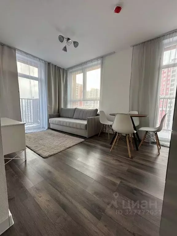 2-к кв. Свердловская область, Екатеринбург ул. Краснолесья, 100 (56.3 ... - Фото 1