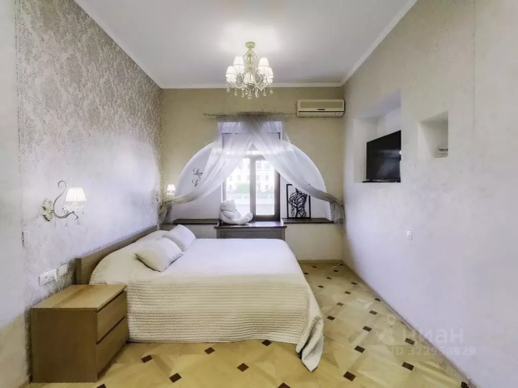 3-к кв. Санкт-Петербург наб. Реки Фонтанки, 109 (92.8 м) - Фото 0