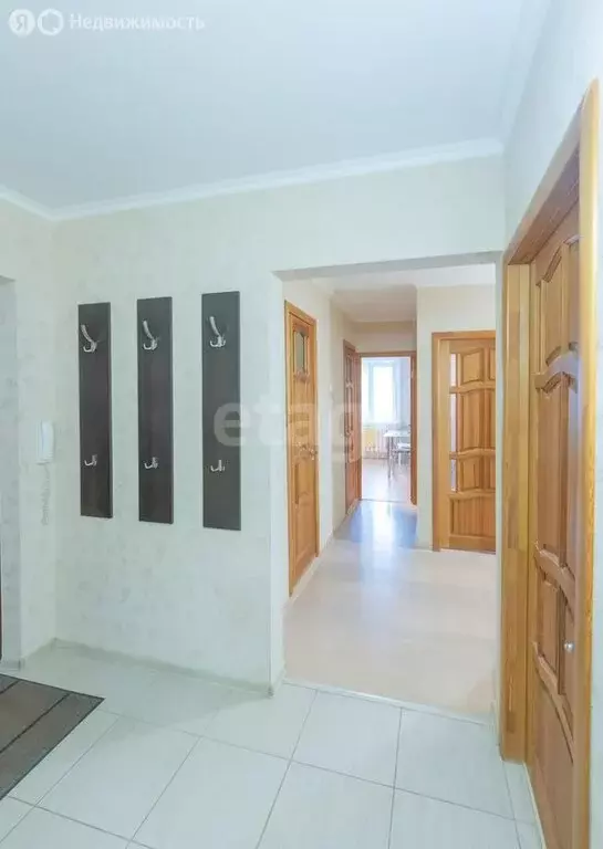 3-комнатная квартира: Пермь, улица Анри Барбюса, 60 (72 м) - Фото 1