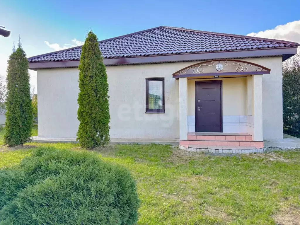 Дом в Псковская область, Псковский район, Логозовская волость, д. ... - Фото 1