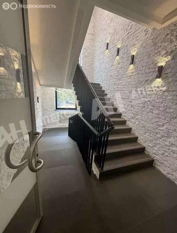 Офис (304 м) - Фото 0