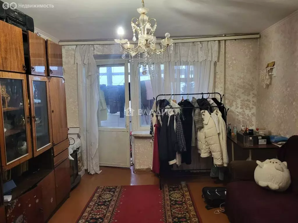 3-комнатная квартира: Покров, улица Быкова, 2 (58.1 м) - Фото 1