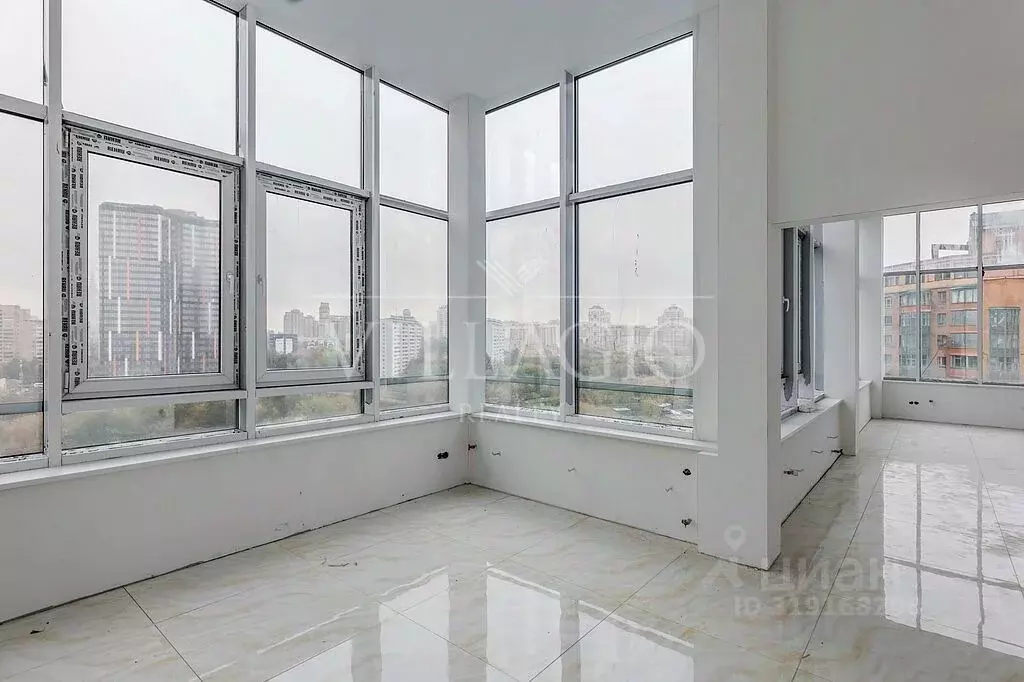 6-к кв. Москва Минская ул., 1ГК5 (390.0 м) - Фото 0