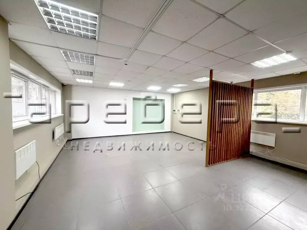 Помещение свободного назначения в Красноярский край, Красноярск ул. ... - Фото 1