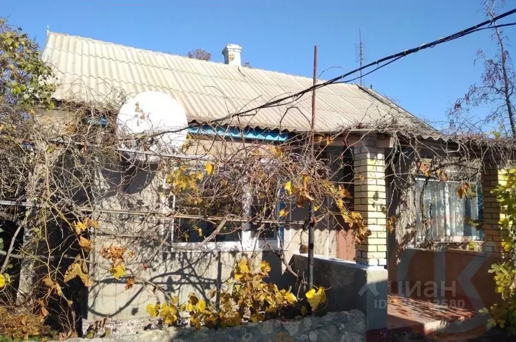 Дом в Крым, Черноморский район, Оленевское с/пос, с. Оленевка ул. ... - Фото 0