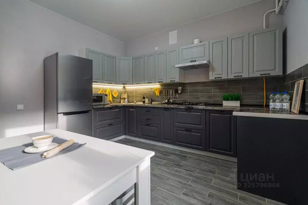 3-к кв. Ярославская область, Ярославль ул. 1-я Веткинская, 3 (93.4 м) - Фото 2