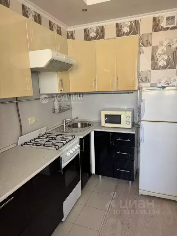 1-к кв. Чувашия, Чебоксары Университетская ул., 38к3 (42.0 м) - Фото 0
