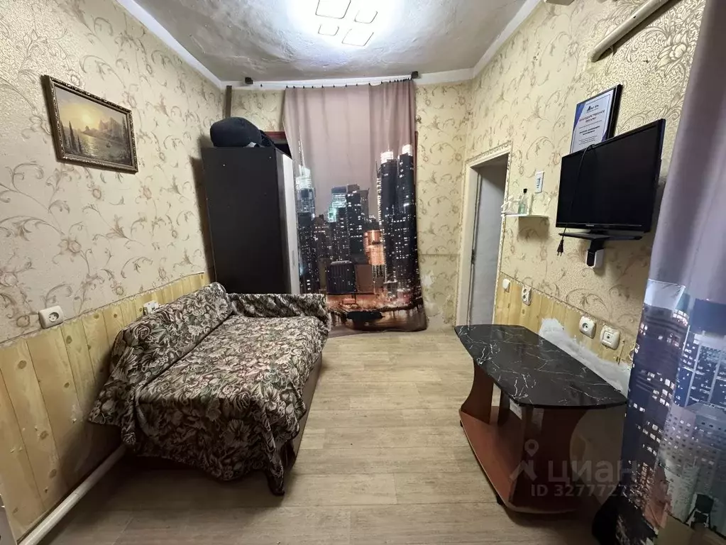 2-к кв. Крым, Феодосия ул. Революционная, 27А (36.8 м) - Фото 1