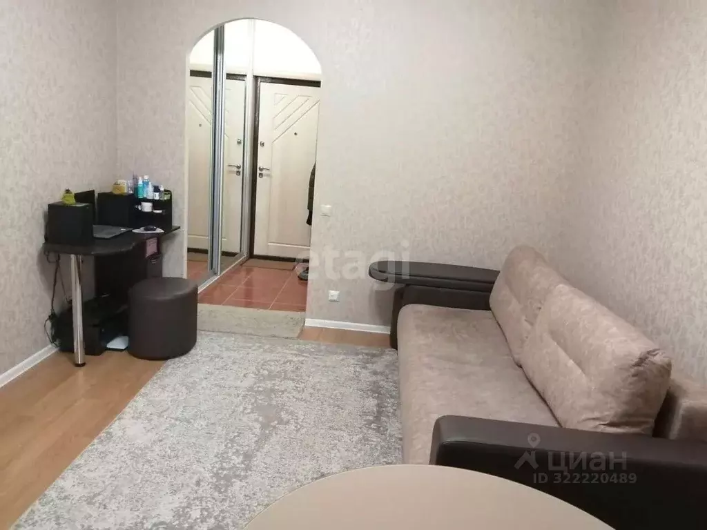 Студия Ханты-Мансийский АО, Сургут ул. Крылова, 26 (24.0 м) - Фото 1