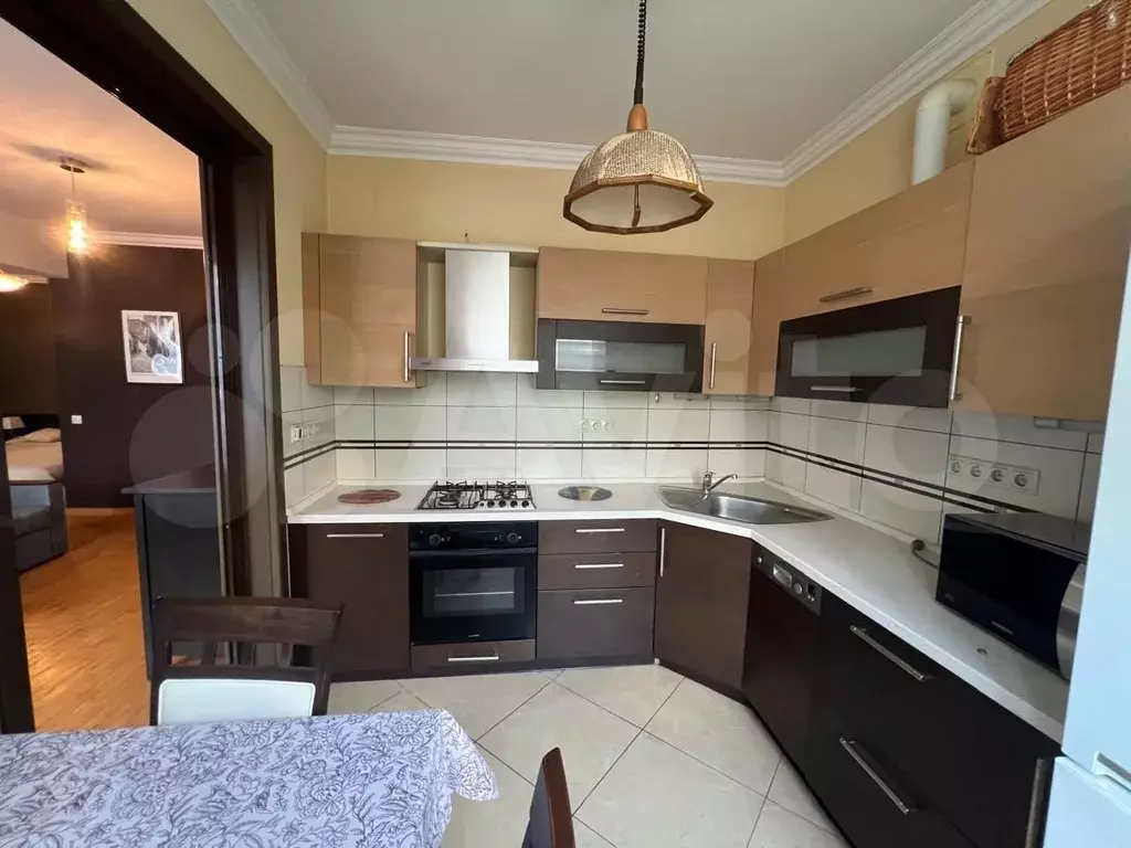 2-к. квартира, 70,4 м, 4/7 эт. - Фото 1