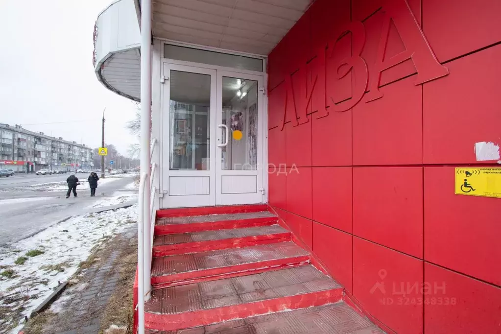 Торговая площадь в Кемеровская область, Новокузнецк ул. Тореза, 81 (60 ... - Фото 1