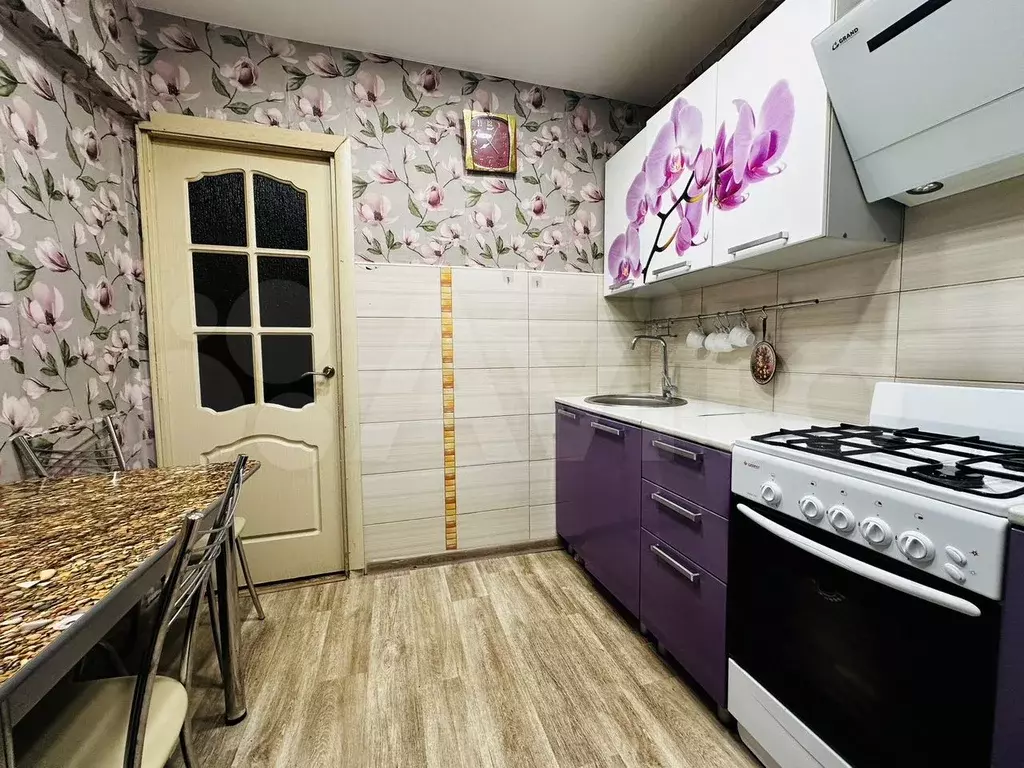 3-к. квартира, 60 м, 5/5 эт. - Фото 1