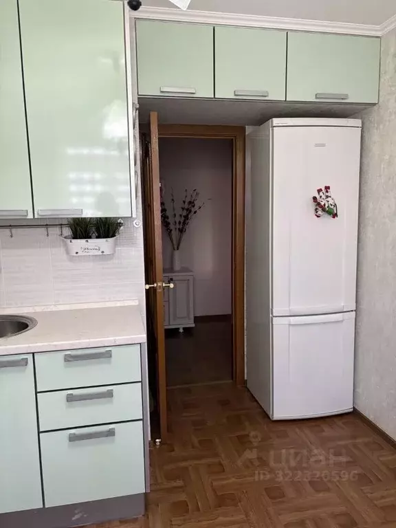 2-к кв. Ростовская область, Шахты ул. Искра, 61 (50.0 м) - Фото 2