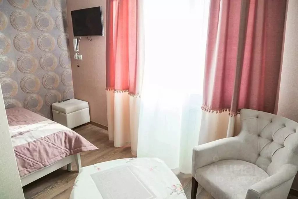 Комната Красноярский край, Красноярск ул. Имени Героя Советского Союза ... - Фото 1