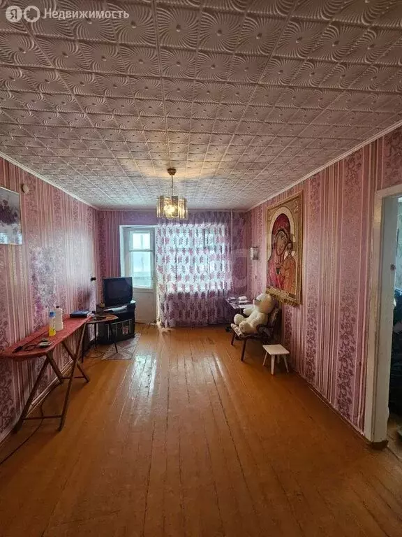 3-комнатная квартира: посёлок городского типа Нижний Одес, Северная ... - Фото 0