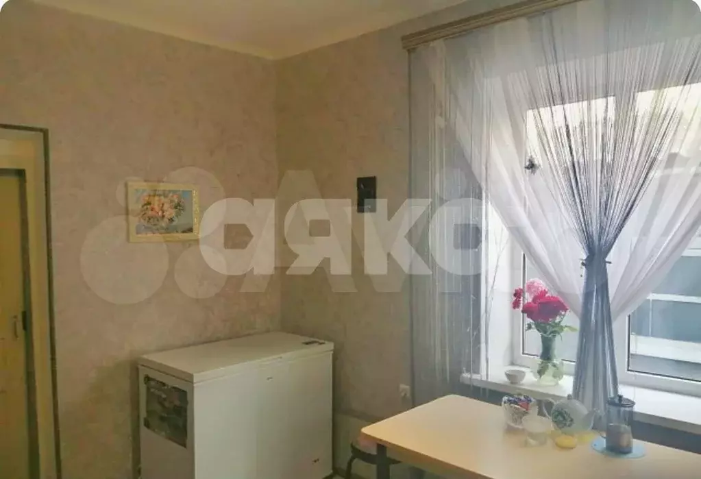 4-к. квартира, 80 м, 1/1 эт. - Фото 0