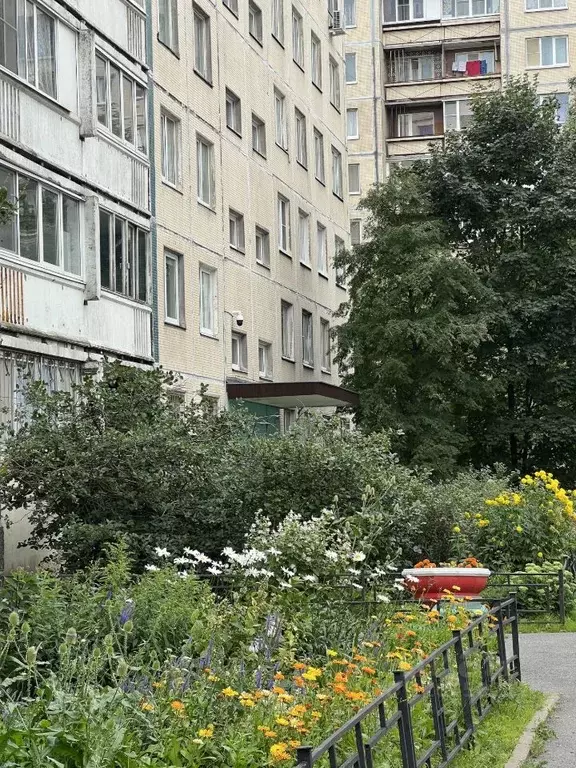 Комната Санкт-Петербург ул. Коммуны, 48 (10.0 м) - Фото 2