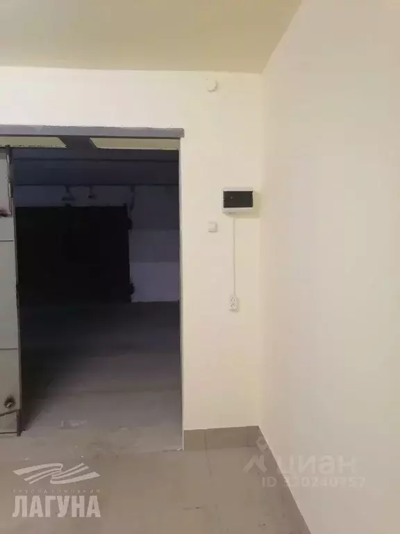 Гараж в Томская область, Томск Парапарк жилой комплекс (24 м) - Фото 2