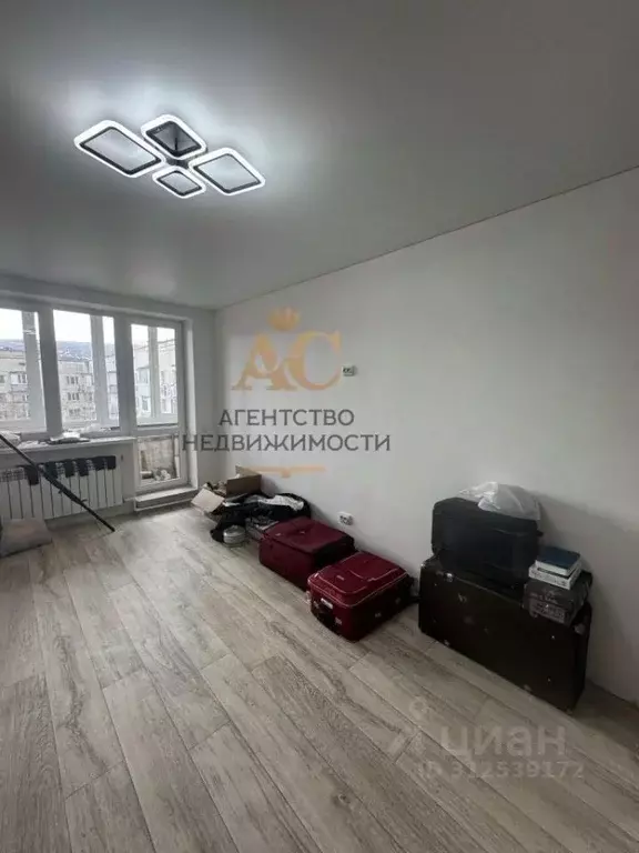 3-к кв. Крым, Феодосия ул. Челнокова, 98 (68.5 м) - Фото 1