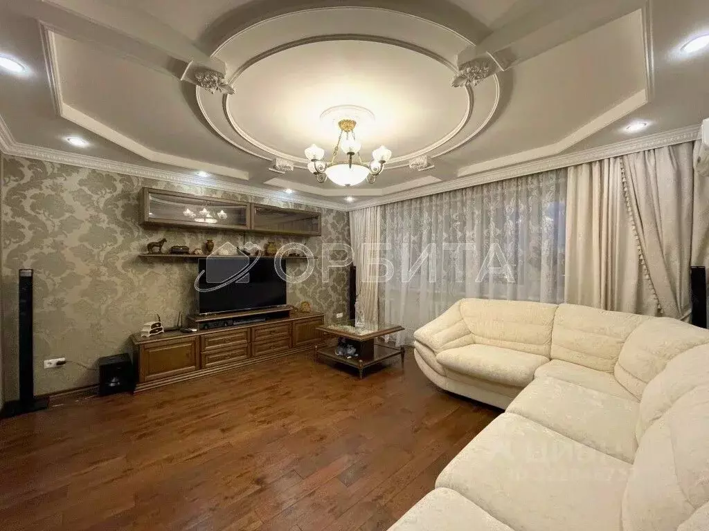 3-к кв. Тюменская область, Тюмень ул. Баумана, 31/2 (98.0 м) - Фото 1