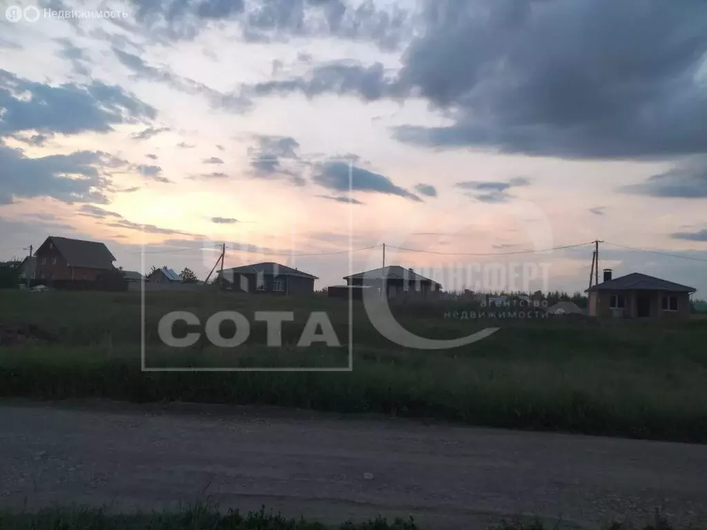 Участок в Александровка, Виноградная улица (15 м) - Фото 0