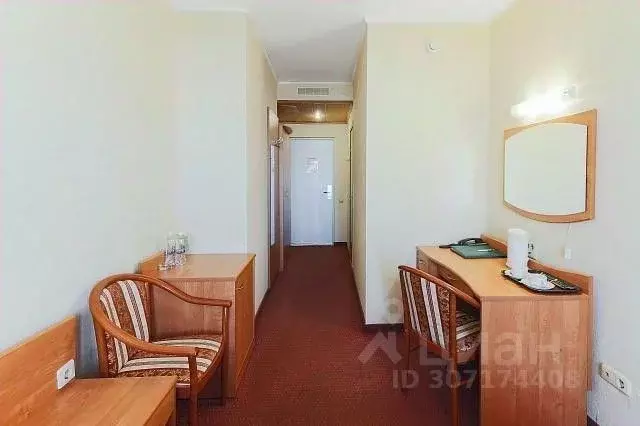 Комната Челябинская область, Челябинск просп. Ленина, 21Ас1 (16.0 м) - Фото 1