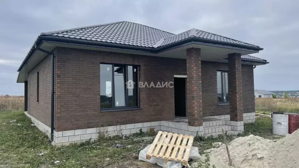 Дом в Белгородская область, Белгородский район, с. Стрелецкое 546 (110 ... - Фото 1